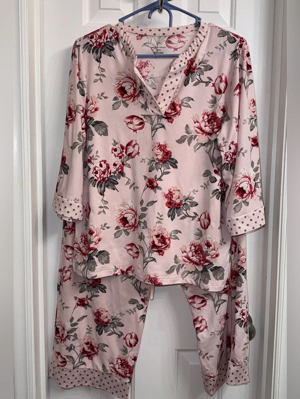 Flora Nikrooz Soft Floral Pink Women's Pajama Set with Pockets, Long Top & Pants